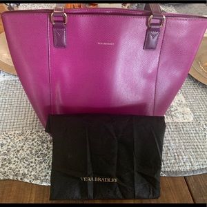 Beautiful Vera Bradley leather handbag